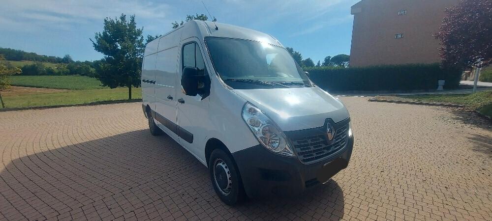 Renault Master 2.3 dci L3H2