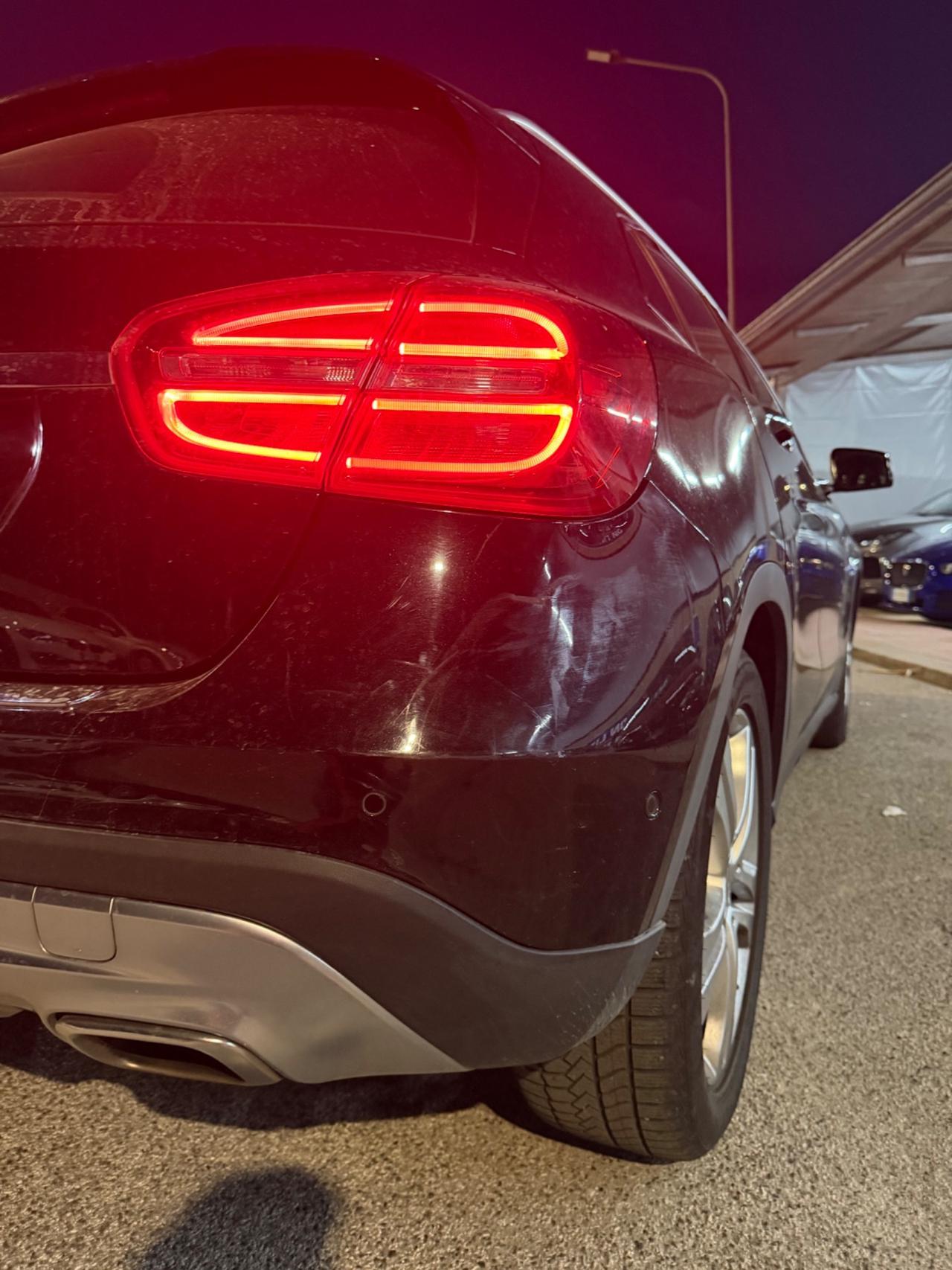 Mercedes-benz GLA 200 d Automatic Premium