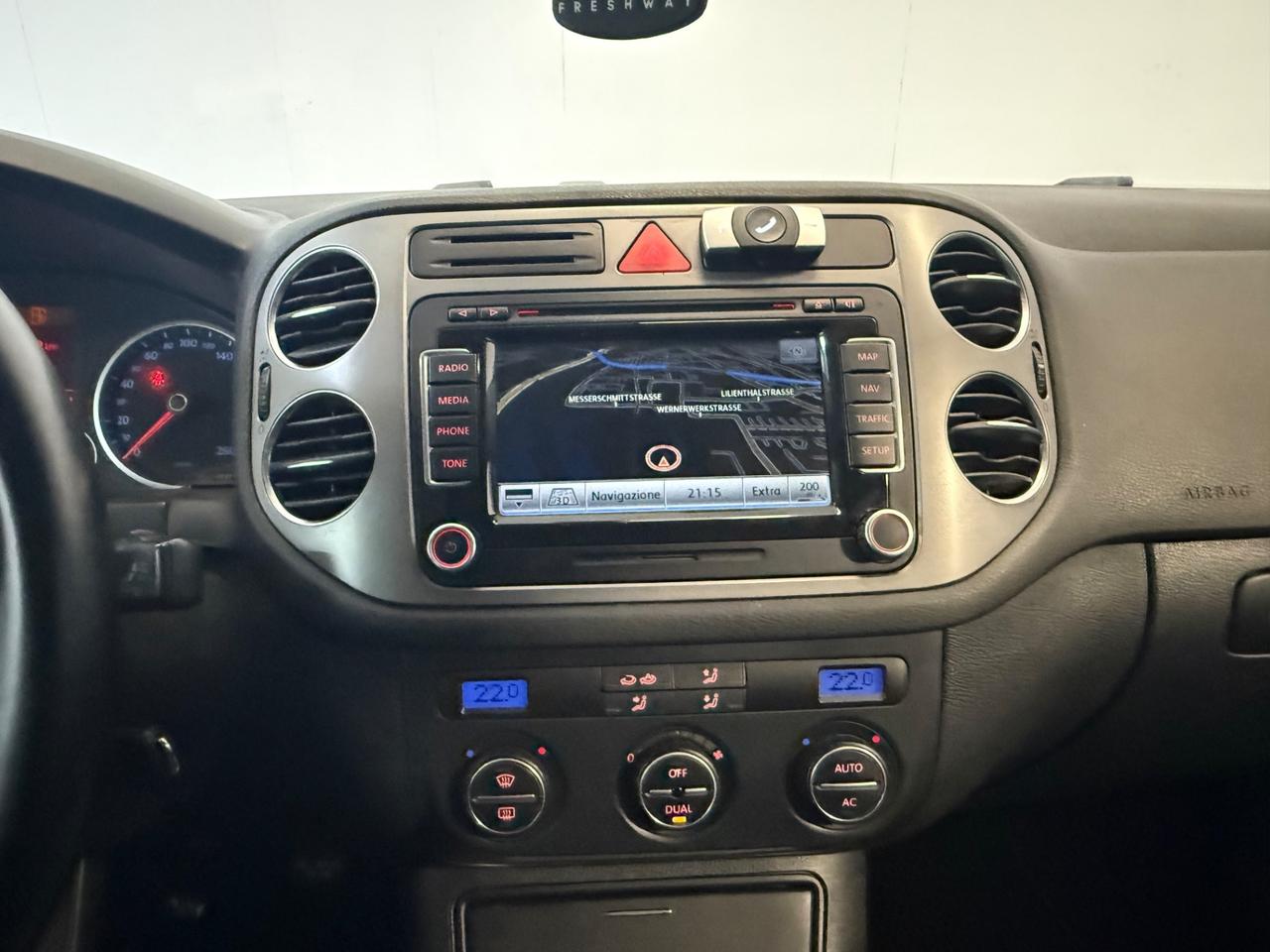 Volkswagen Tiguan 2.0 TDI 170 CV DPF Sport & Style (18°)