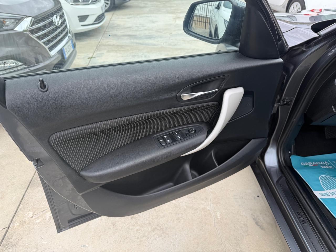 BMW 116d 116CV/URBAN-BUSINESS/2017