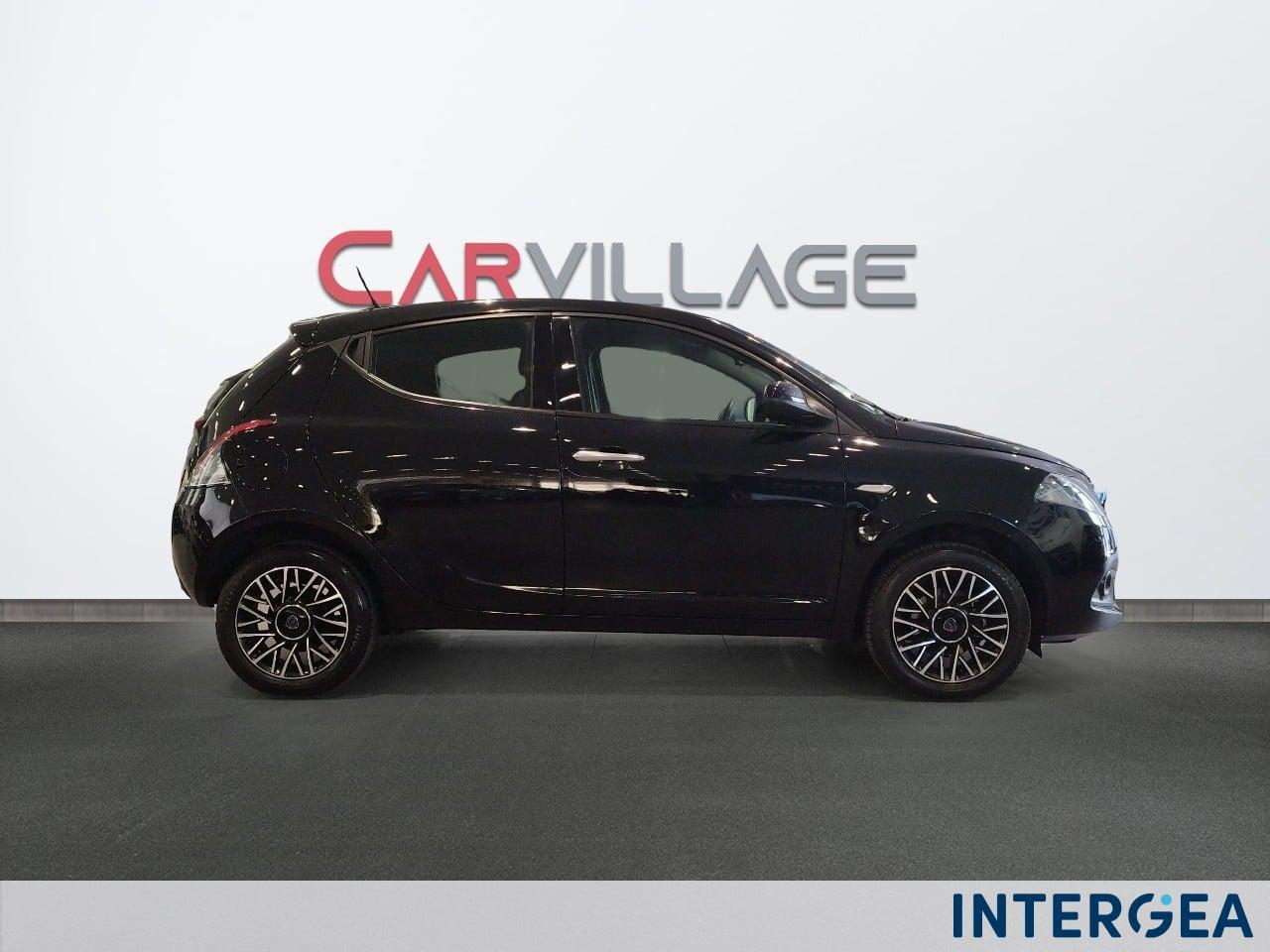 LANCIA Ypsilon 1.0 firefly hybrid Gold Plus s&s