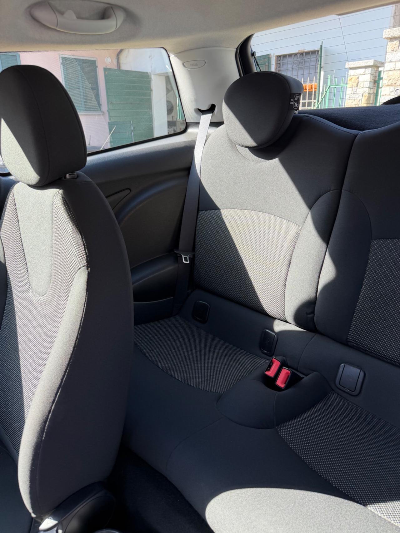 Mini ONE 1.6 NEOPAT KMCERT UNICOPR