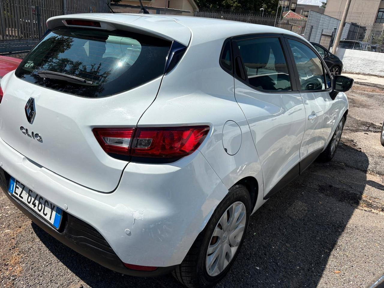 Renault Clio Sporter 1.2 75CV Live