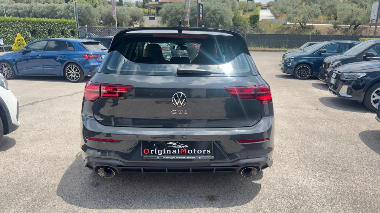 Volkswagen Golf GTI CLUBSPORT 2.0 TSI DSG/AKRAPOVIC/IQ LIGHT/