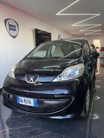 Peugeot 107 1.0 68CV 5p. Sweet Years