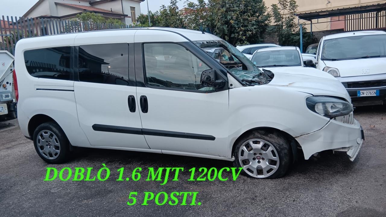 Fiat Doblo 5 posti N1 incidentata sinistrata mondialcars