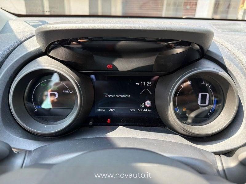 Toyota Yaris Hybrid Trend MY22