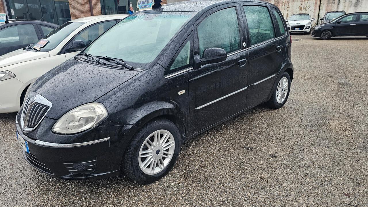 Lancia MUSA 1.4 8V Ecochic (GPL) Platinum