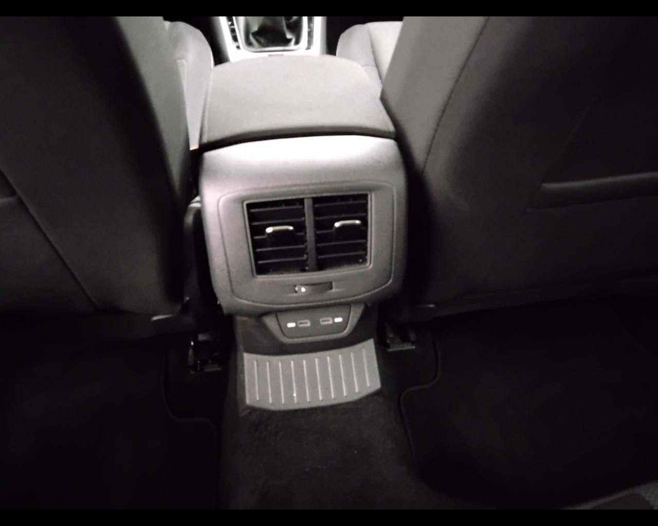 VOLKSWAGEN T-Roc I 2022 - T-Roc 1.0 tsi Edition Plus 115cv