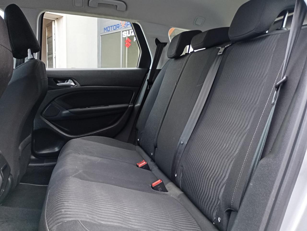 Peugeot 308 BlueHDi 100 S&S SW Business