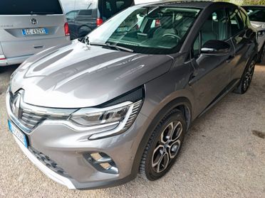 Renault Captur Plug-in Hybrid E-Tech 160 CV Initiale Paris
