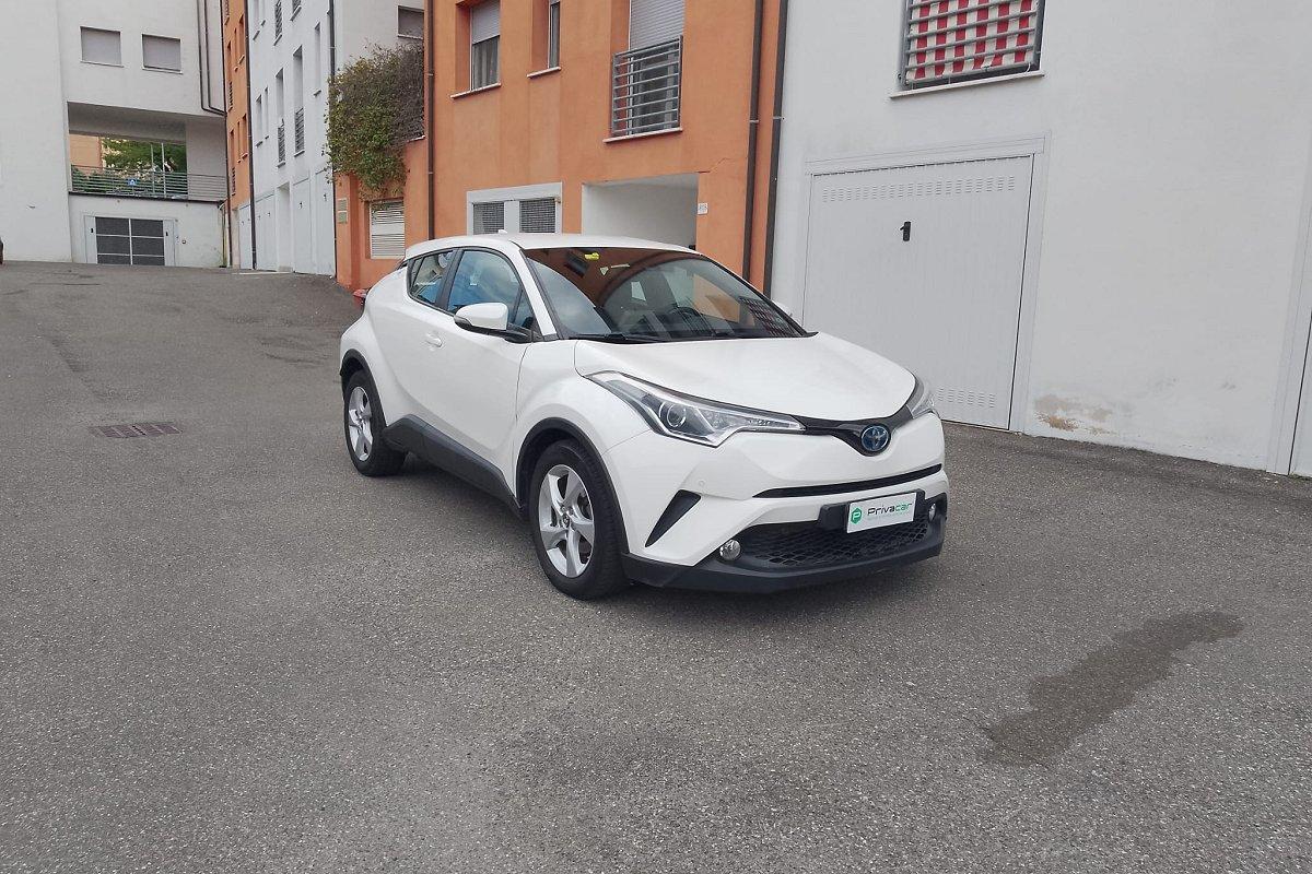 TOYOTA C-HR 1.8 Hybrid E-CVT Active