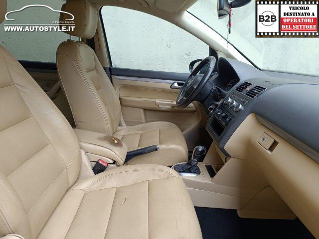 VOLKSWAGEN Touran 1.6 TDI DSG Comfortline