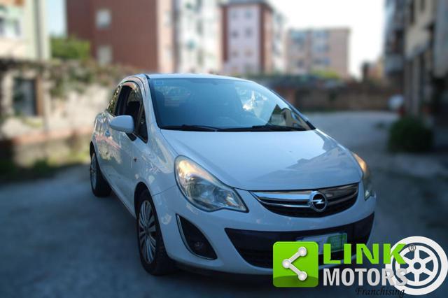 OPEL Corsa 1.2 3 porte b-color NEOPATENTATI