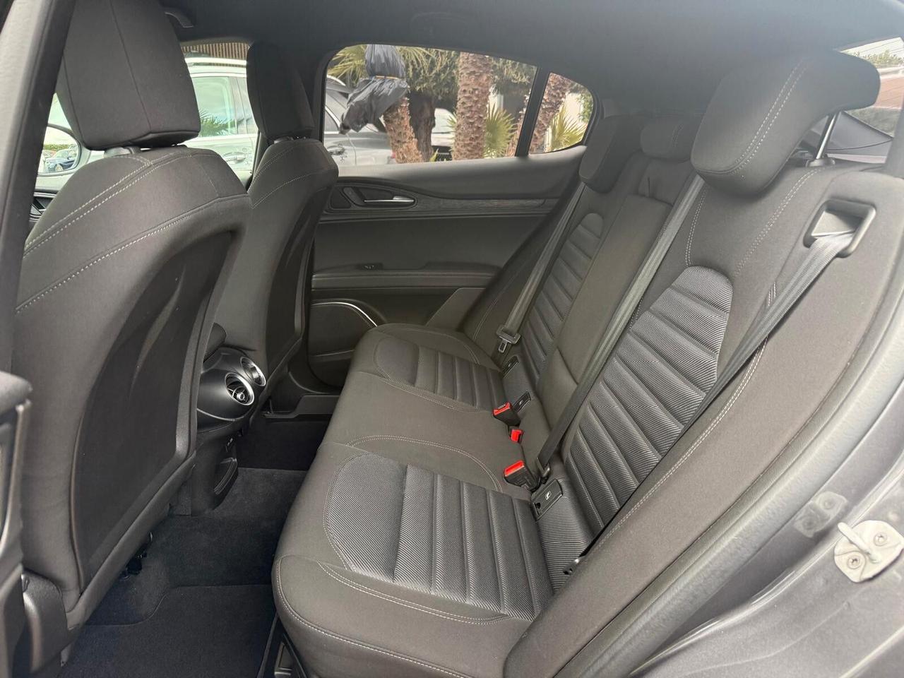 Alfa Romeo Stelvio 2.2 Turbodiesel 190 CV AT8 Q4 Executive
