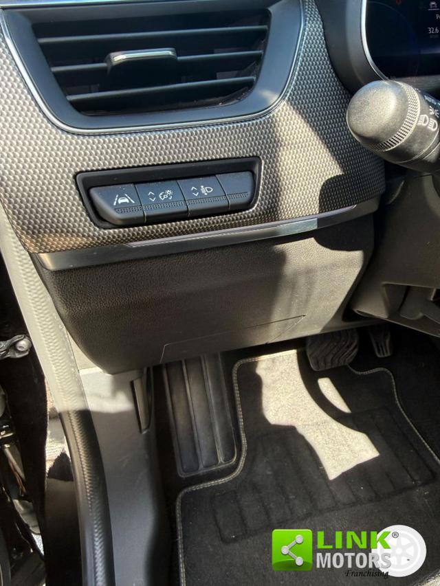 RENAULT Arkana Full Hybrid E-Tech 145 CV