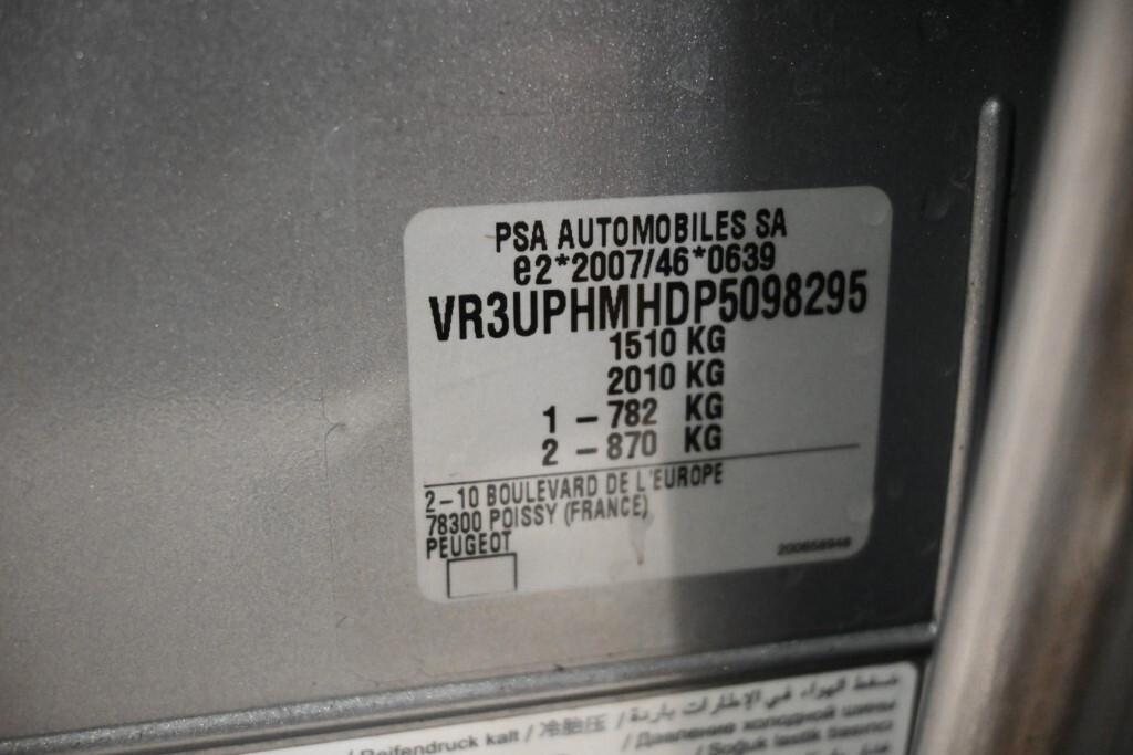 Peugeot 208 1.2 PURETECH 75CV SeS STYLE ( FARI LED - SENSORI POST. MIRROR CRUISE )