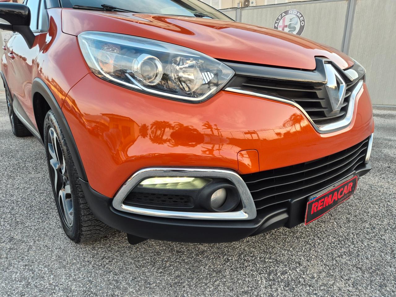 Renault CAPTUR 0.9 cc 90 CV FULL OPTIONAL NUOVA