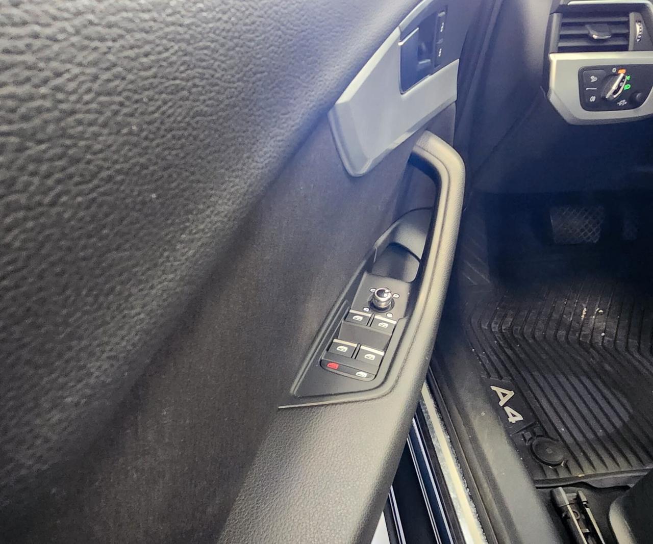Audi A4 2.0 TDI 150 CV ultra S tronic Design