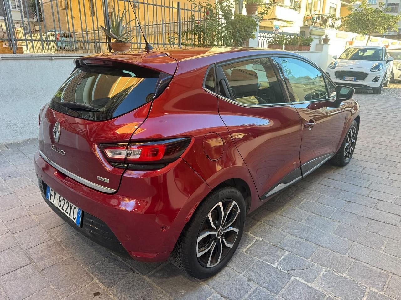 RENAULT Clio dCi 8V 90CV Start&Stop Energy Excite