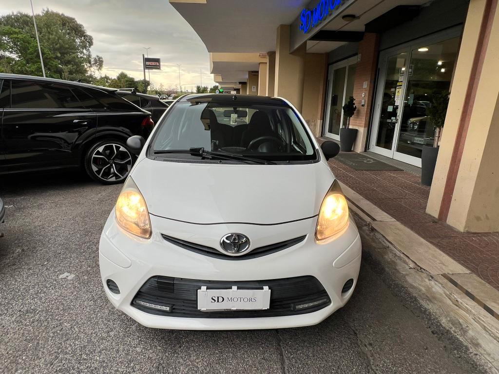 Toyota Aygo 5 Porte Aygo 5p 1.0 Active connect my14