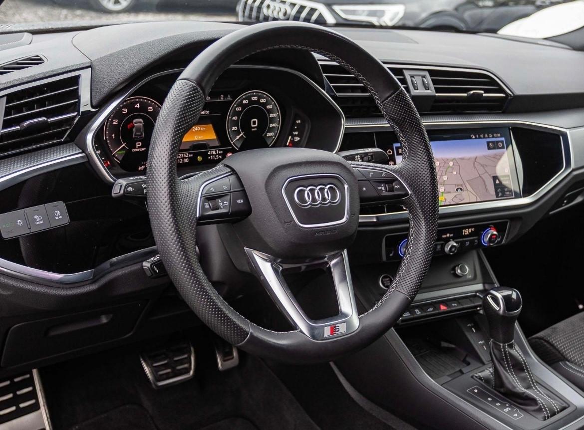 Audi Q3 S line 45TFSI e Stronic