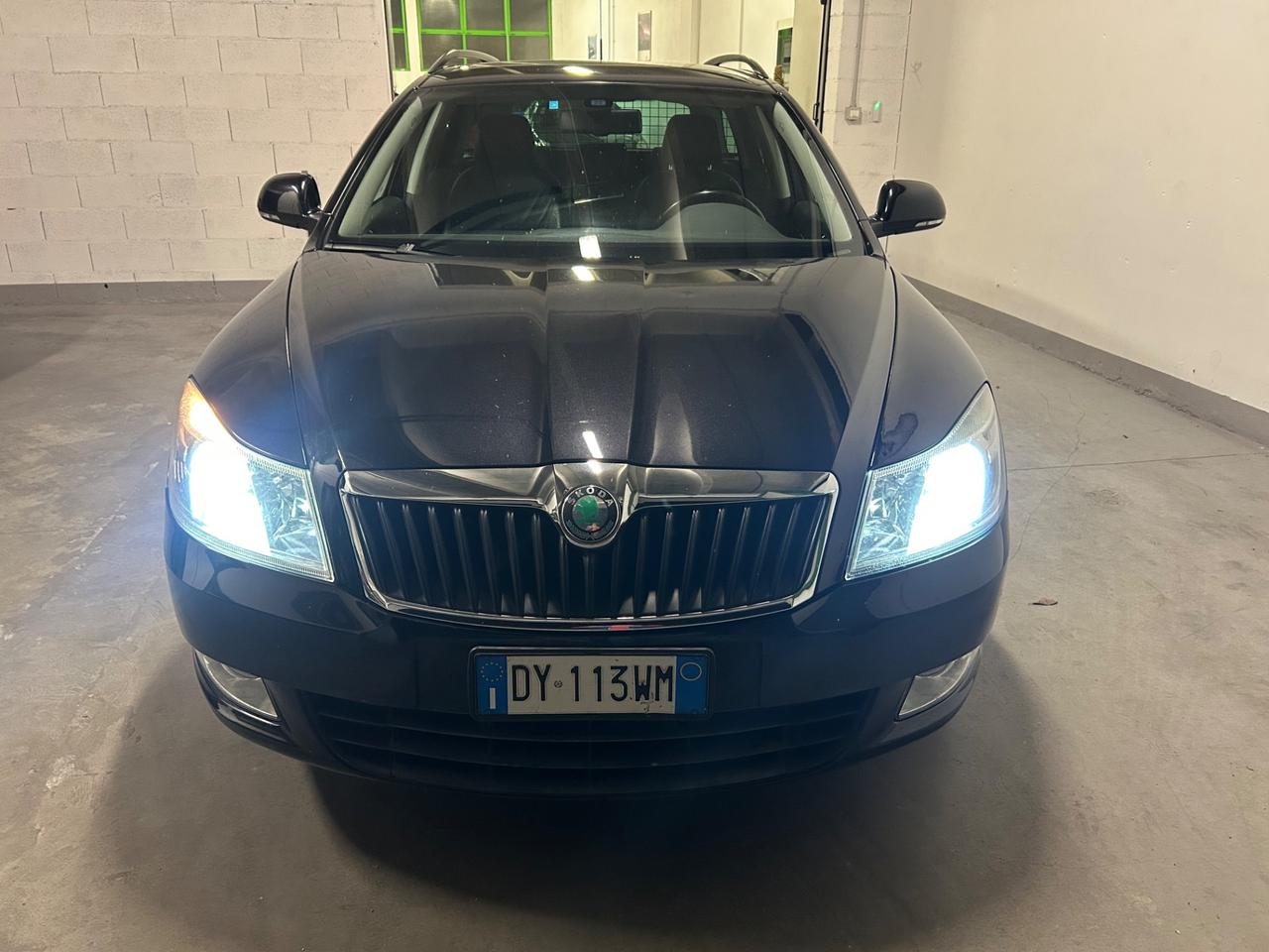 Skoda Octavia 1.6 TDI CR F.AP. Wagon Elegance