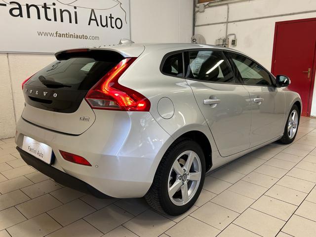 VOLVO V40 D2 1.6 Kinetic