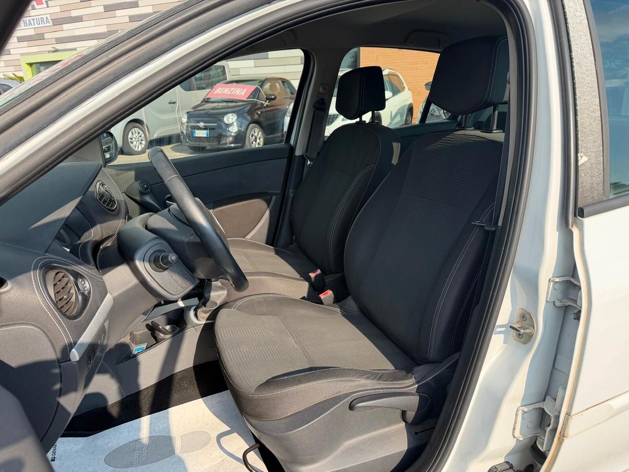 Renault Clio 1.5 DCI 75CV 5P DYNAMIQUE 2011