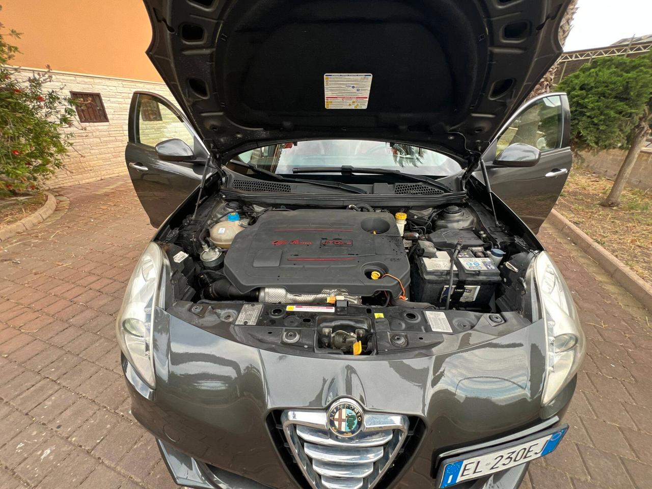 Alfa Romeo Giulietta 2.0 JTDm-2 140 CV Distinctive