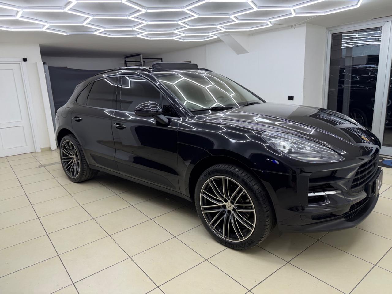 Porsche Macan 2.0 IPER FULL TETTO
