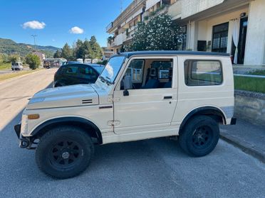 Suzuki SJ 410 SJ410 Berlina Sport