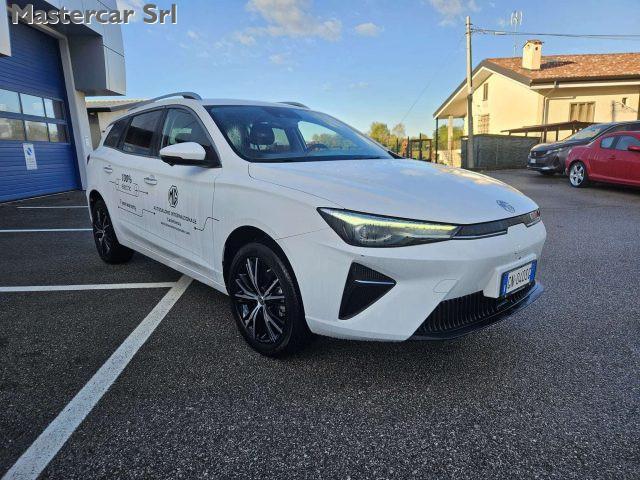 MG MG5 MG5 Luxury Long Range - GN040SG