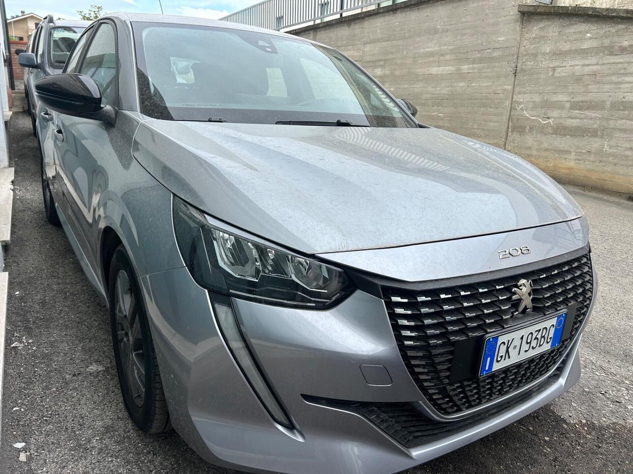 Peugeot 208 PureTech 75 “ PARI AL NUOVO 32.000 KM”