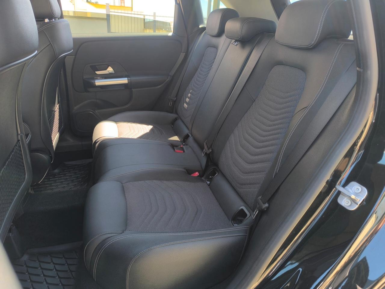 Mercedes-benz B 180 220 DIESEL NAV/LUCI AMBIENT/RETRO/ TAGLIANDI MERCEDES