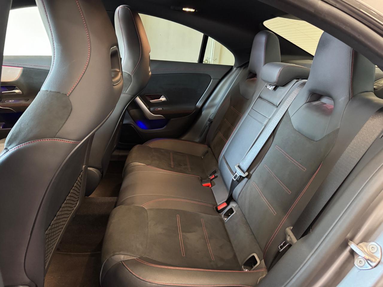 MERCEDES-BENZ CLA 200 d AUT. PREMIUM AMG / TETTO
