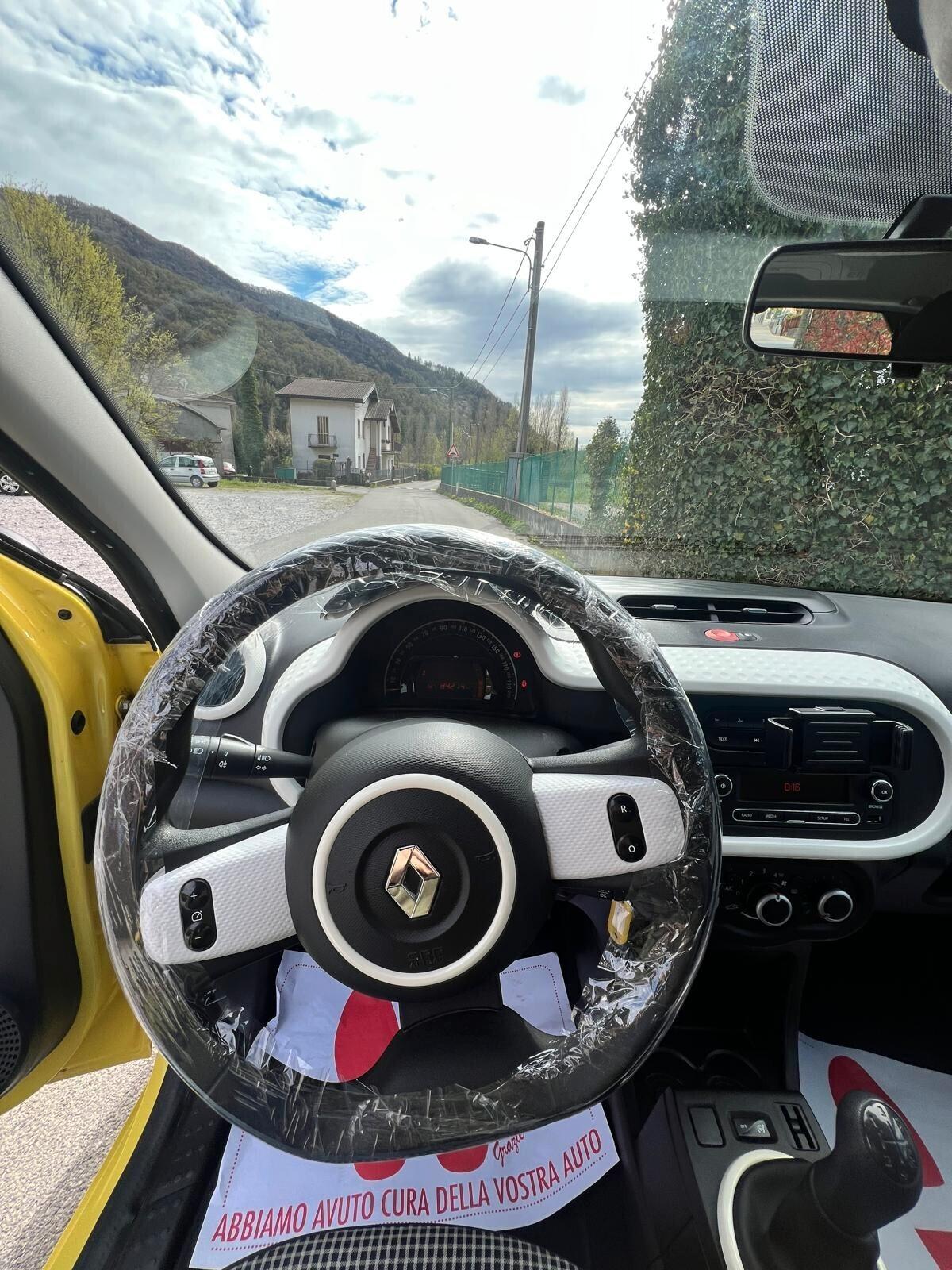 Renault Twingo benzina euro 6b neo patentati