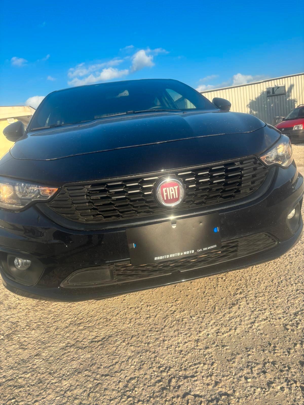 Fiat Tipo 1.6 Mjt S&S 5 porte Sport