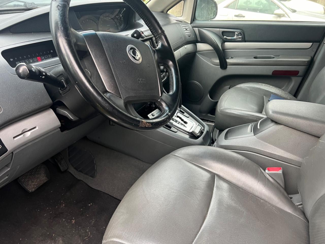 Ssangyong Rodius 2.7 XDi 4WD Premium 7 posti