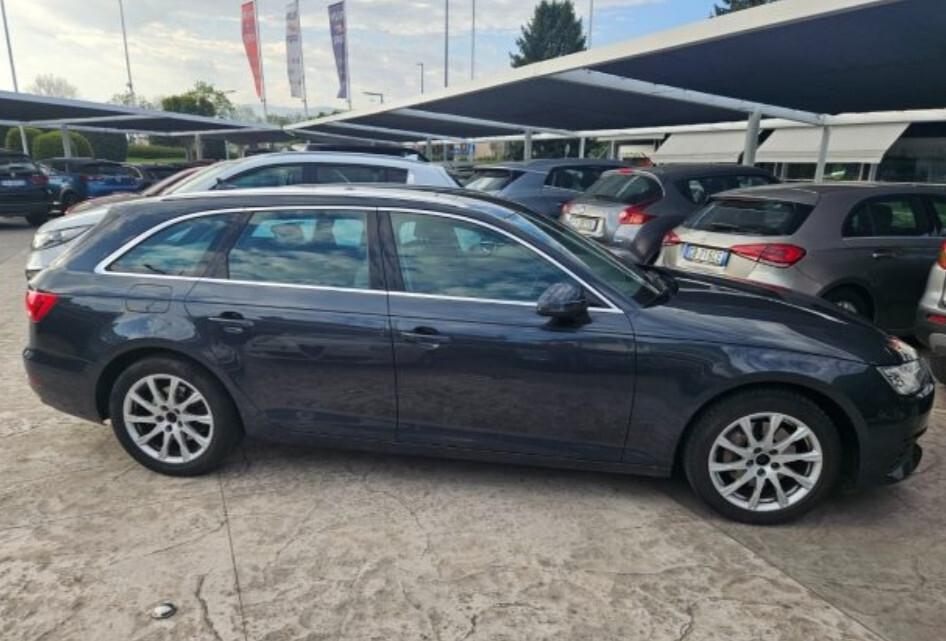 Audi A4 2.0 TDI 190 CV S tronic QUATTRO Sport