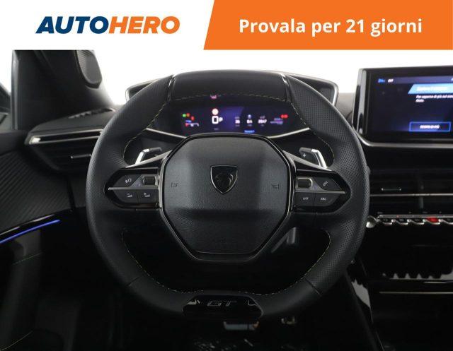PEUGEOT 2008 Hybrid 136 e-DCS6 GT
