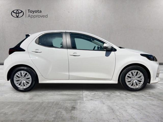 TOYOTA Yaris 1.5 Hybrid 5 porte Active