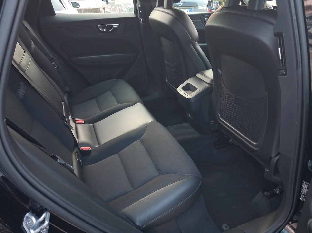 Volvo XC60 2.0 d4 Business awd geartronic my18 STYLING KIT