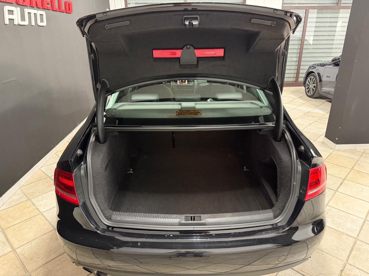 AUDI A4 2.0 TDI (170) Advanced 2010