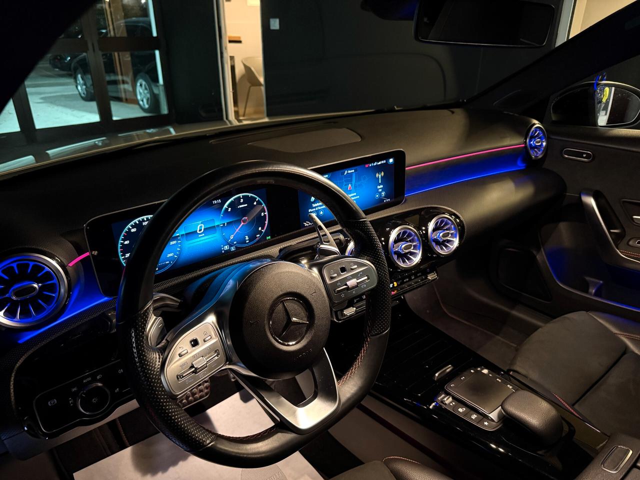 Mercedes Classe A 180d 1.5 116CV Premium AMG