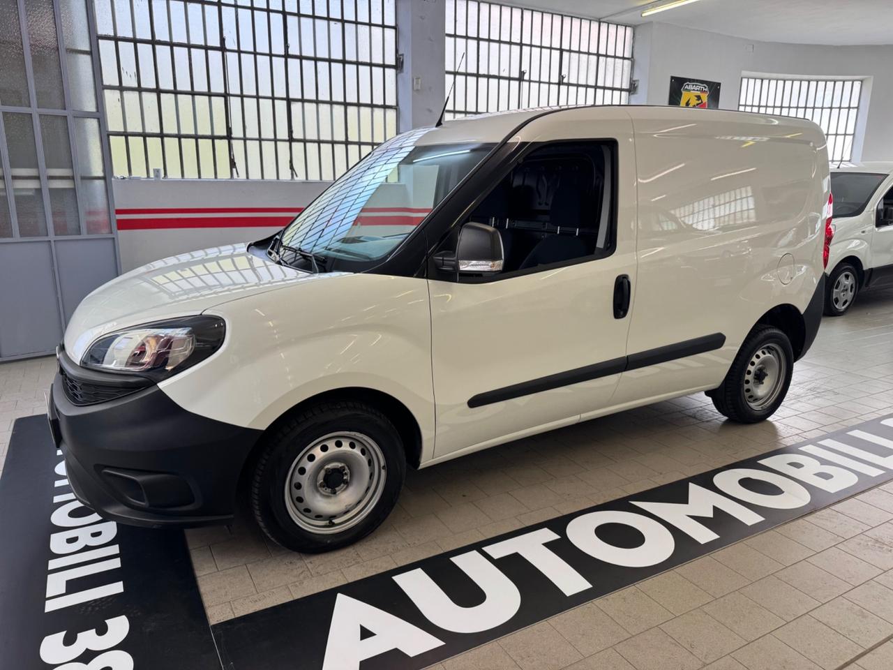 Fiat Doblo Doblò 1.6 MJT 105CV S&S PC-TN Cargo Business