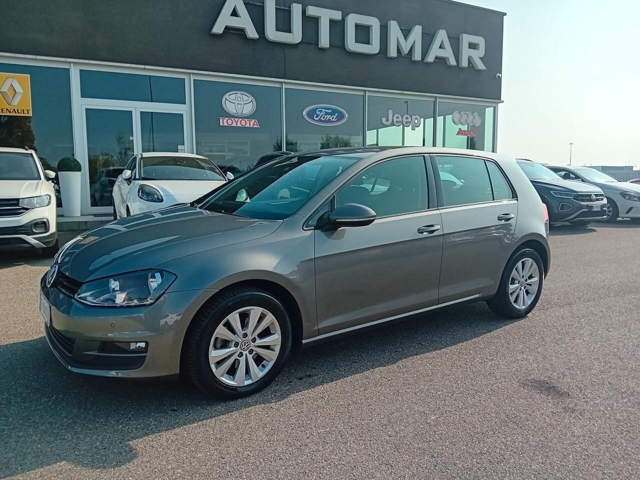 Volkswagen Golf 5p 1.6 tdi 110CV Comfortline 110cv E6