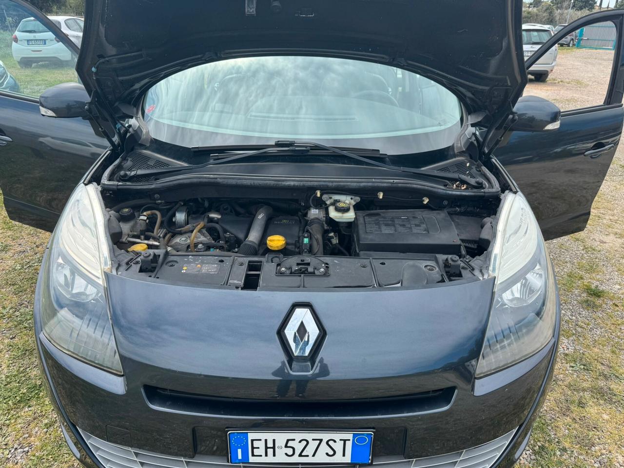 Renault Scenic 1.5 dCi 7 posti SOLO 98.000 KM