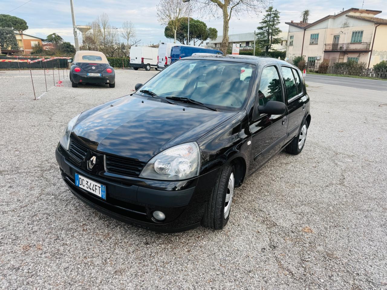 Renault Clio 1.2 16V 5 porte 121.000 km!!