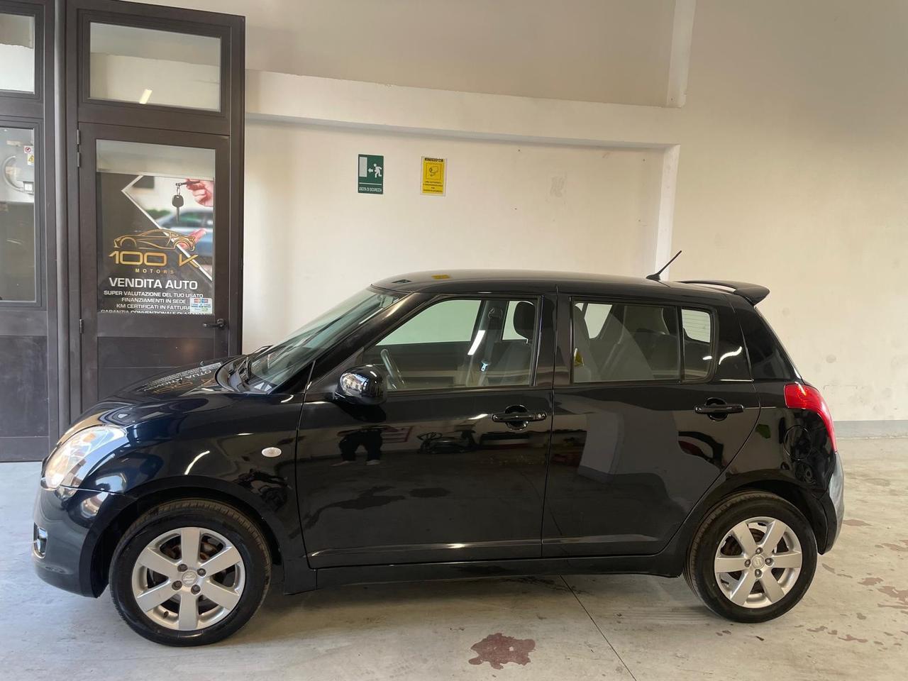 Suzuki Swift 1.3 4x4 5p. GL